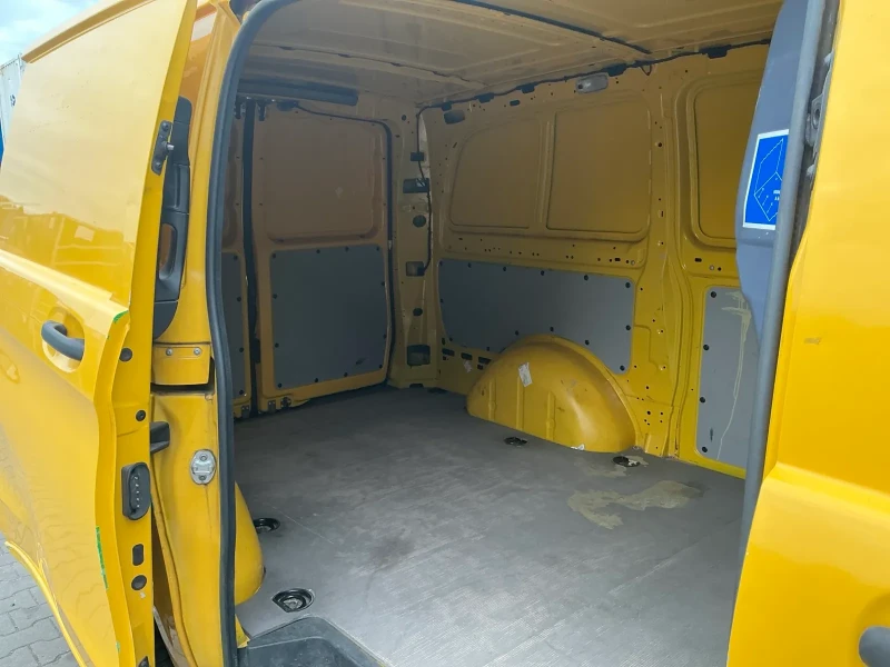 Mercedes-Benz Vito eVito , снимка 9 - Бусове и автобуси - 52843862