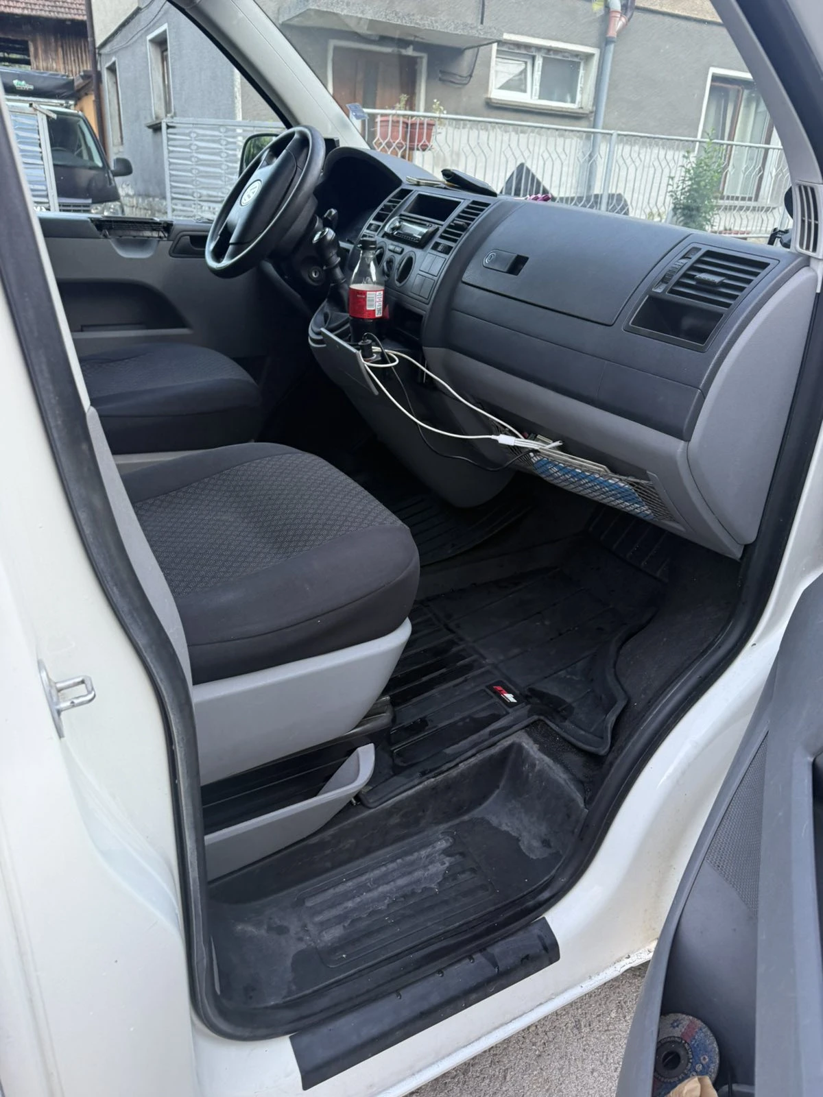 VW T5, снимка 7 - Бусове и автобуси - 55430230