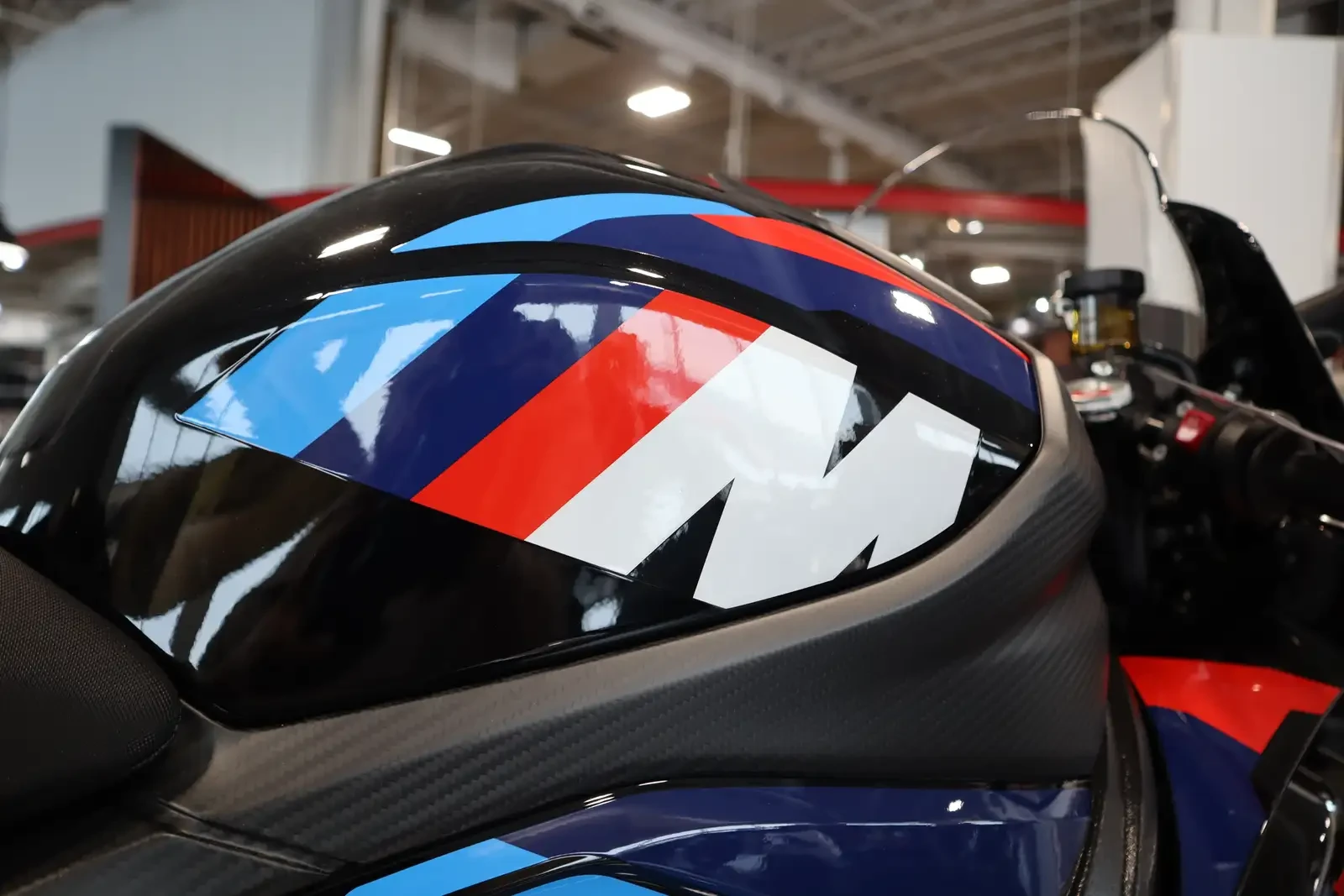 BMW M 1000 RR AKRAPOVIC Blackstorm metallic/M Motorsport, снимка 7 - Мотоциклети и мототехника - 54960934