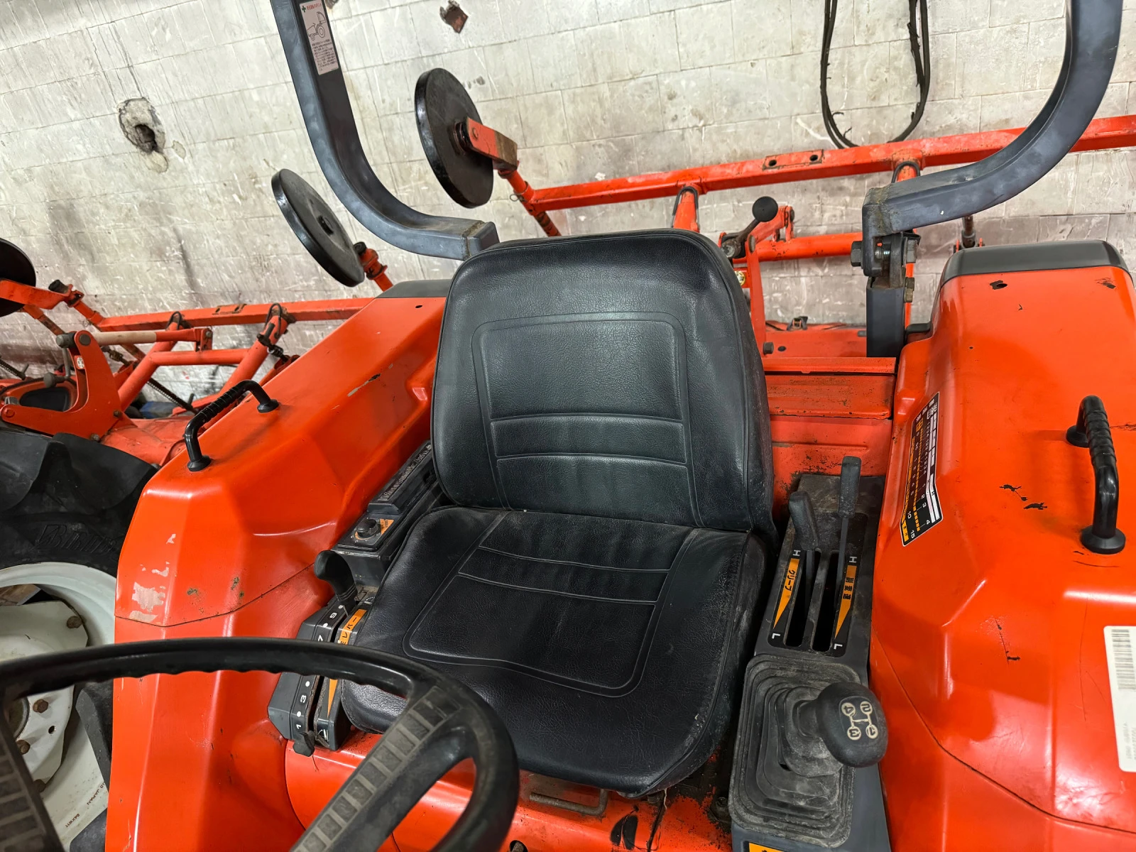 Трактор Kubota GL27 - изображение 4