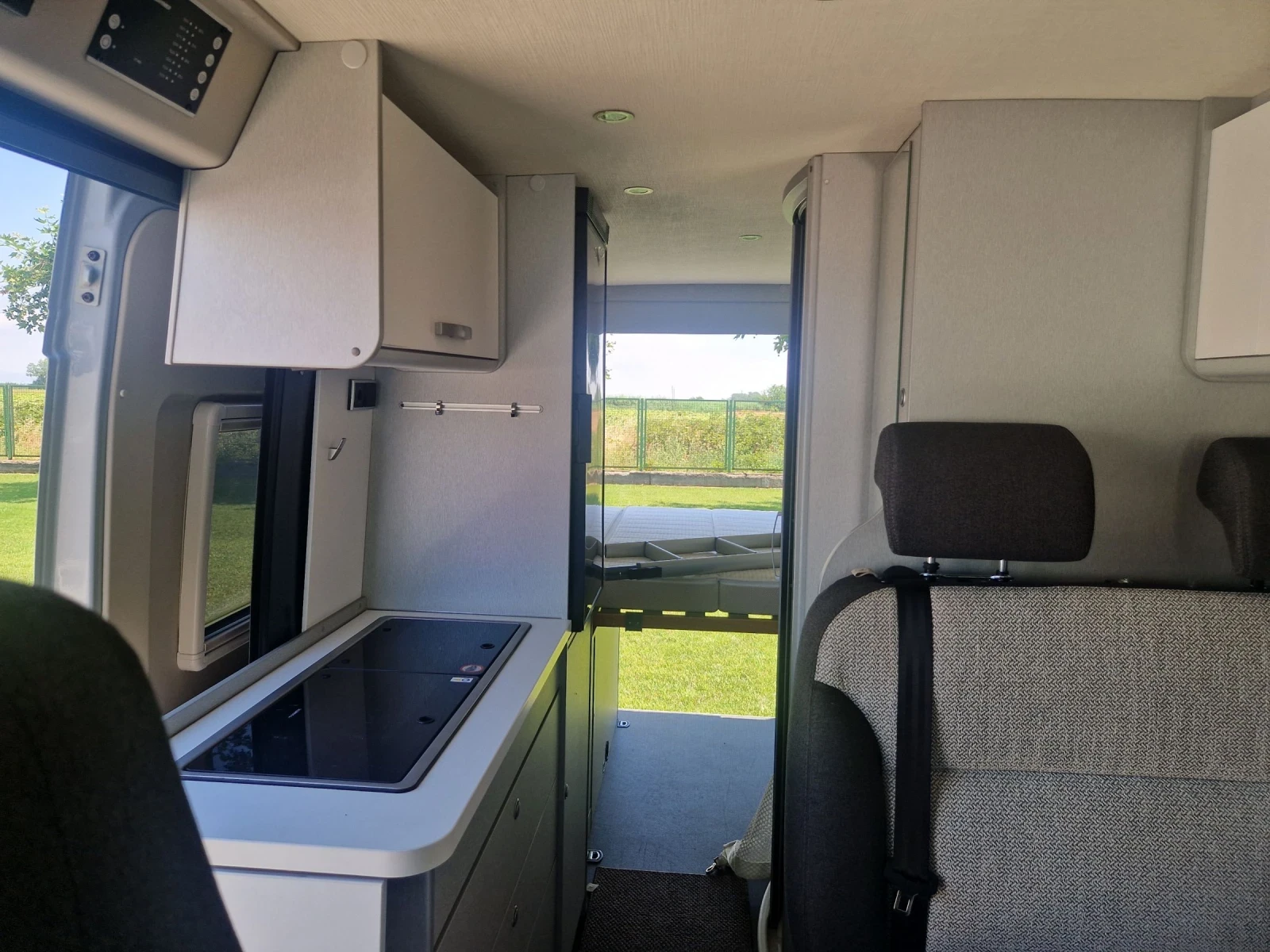 Кемпер HYMER / ERIBA FREE 600, снимка 7 - Каравани и кемпери - 51189993