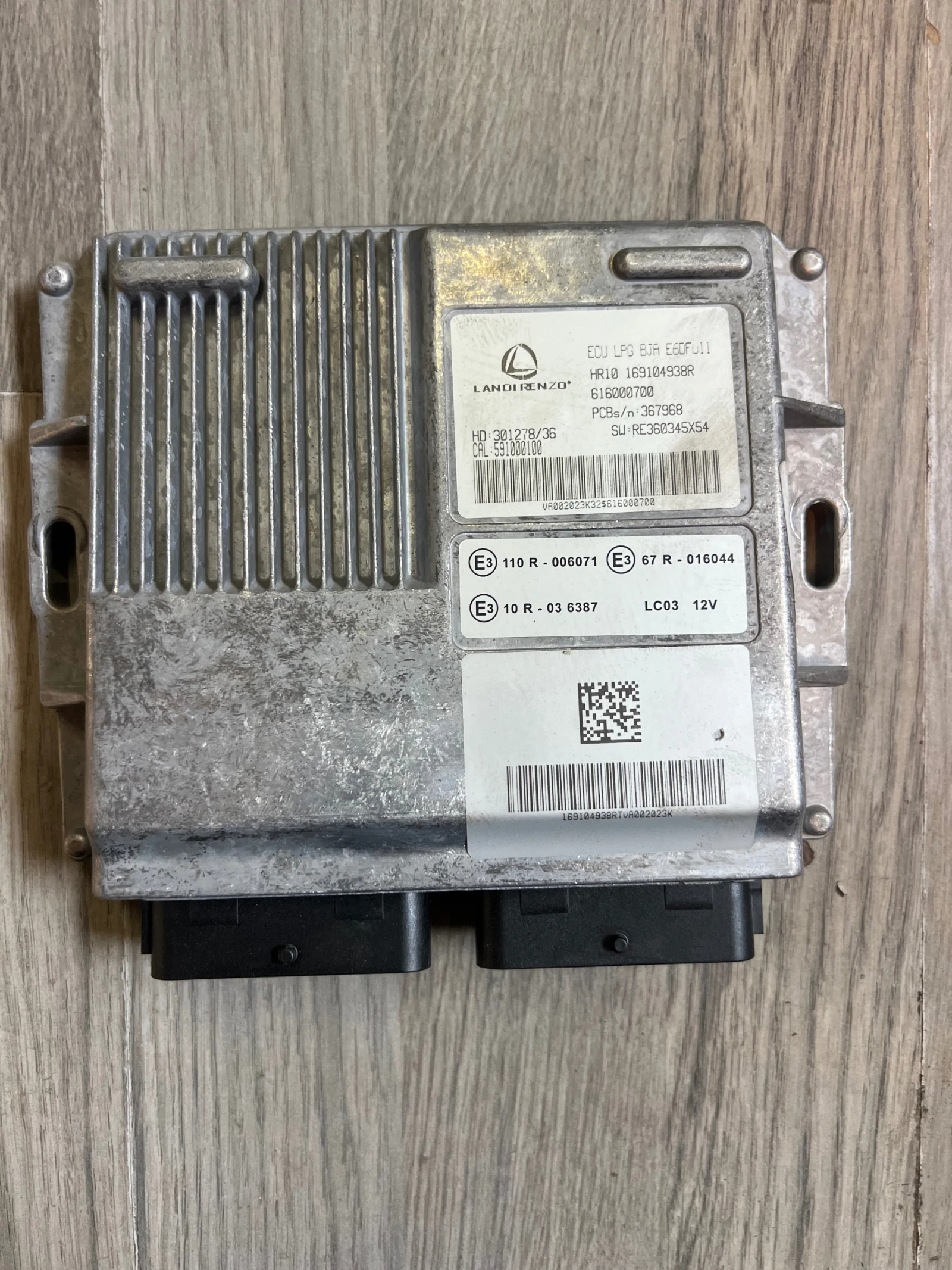 169104938R    RENAULT CLIO 5 1.0Tce  616000700 110R-006071 HR10 169104938R | Mobile.bg   2