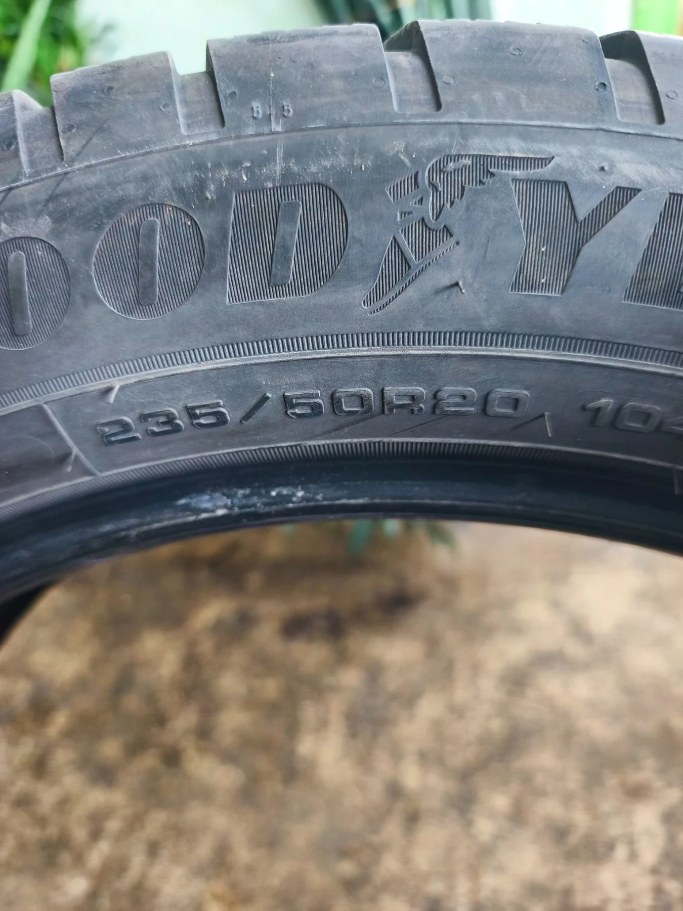 ���� 235/50R20 | Mobile.bg � ����������� 2