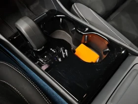 Volvo C40, снимка 9