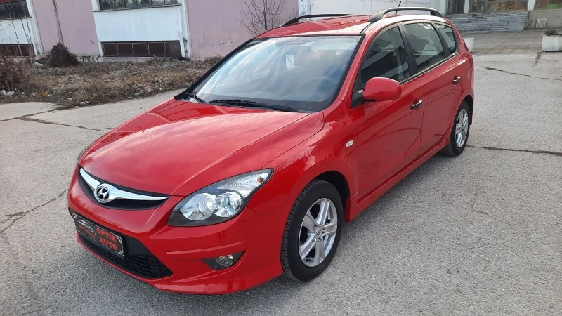 Hyundai I30 1.6crdi CW Fece Lift Euro5, снимка 1 - Автомобили и джипове - 42681234