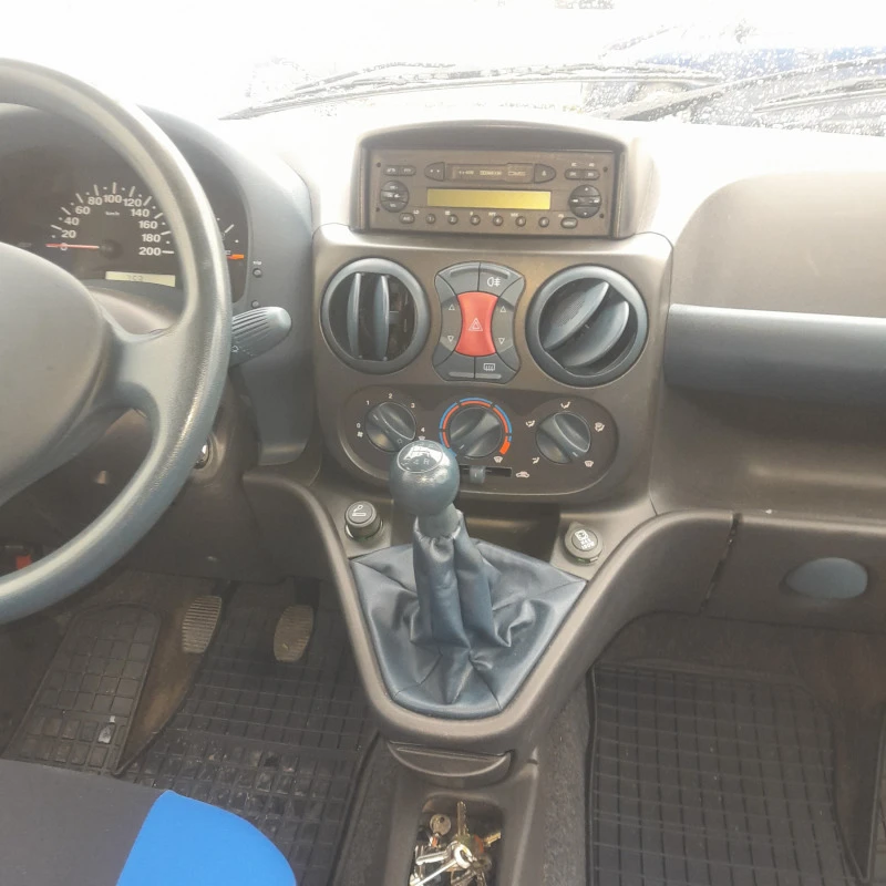 Fiat Doblo, снимка 3 - Автомобили и джипове - 46690323