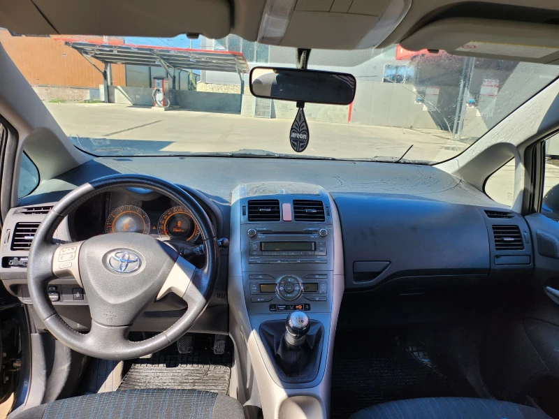 Toyota Auris, снимка 5 - Автомобили и джипове - 47389960