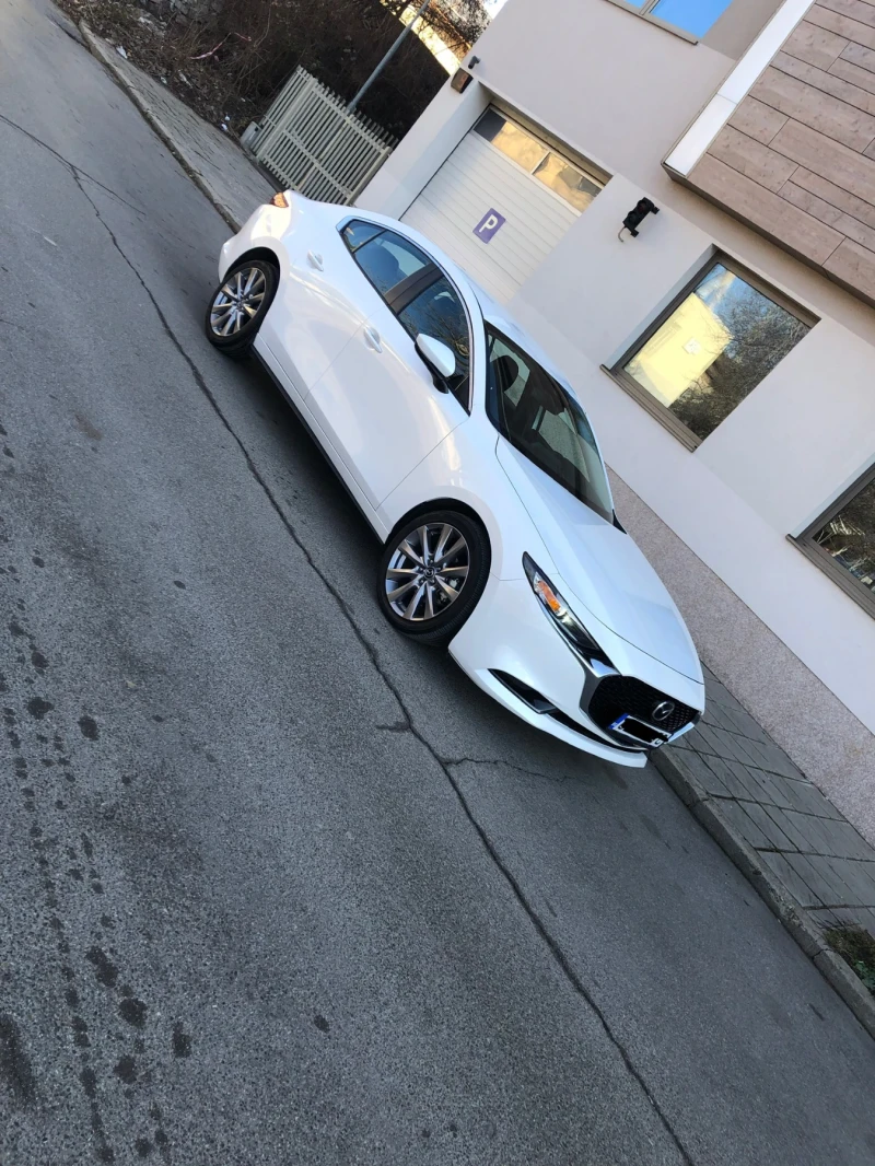 Mazda 3 2.5 SKYACTIVE G, снимка 2 - Автомобили и джипове - 47219262