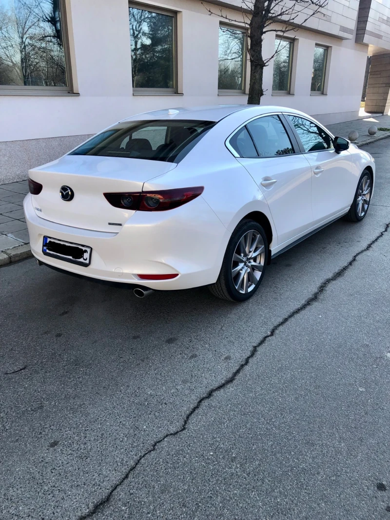 Mazda 3 2.5 SKYACTIVE G, снимка 3 - Автомобили и джипове - 47219262