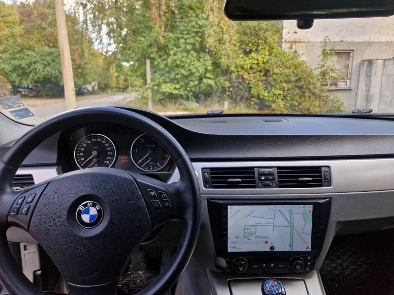 BMW 320, снимка 7 - Автомобили и джипове - 47498308