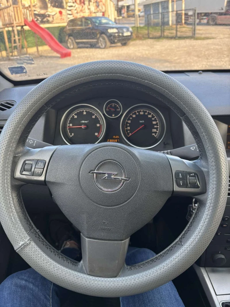 Opel Astra, снимка 8 - Автомобили и джипове - 49521220