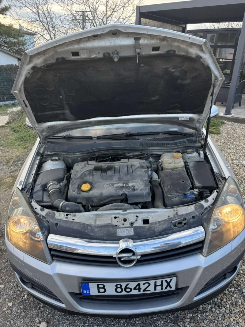 Opel Astra, снимка 12 - Автомобили и джипове - 48965838