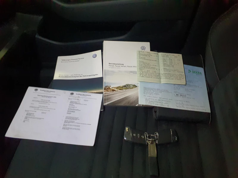 VW Passat Elegance, снимка 16 - Автомобили и джипове - 51659389