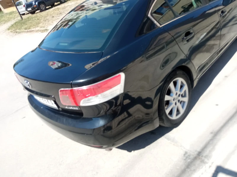 Toyota Avensis 2.2D-CAT, снимка 9 - Автомобили и джипове - 52506713