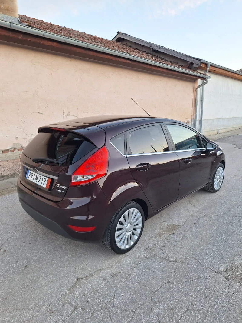 Ford Fiesta 1.4i, снимка 4 - Автомобили и джипове - 52938324