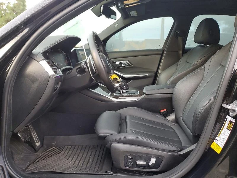 BMW 330 M PACK SHADOWLINE| HEAD UP| 360, снимка 7 - Автомобили и джипове - 53962398