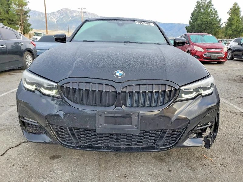 BMW 330 M PACK SHADOWLINE| HEAD UP| 360, снимка 2 - Автомобили и джипове - 53962398