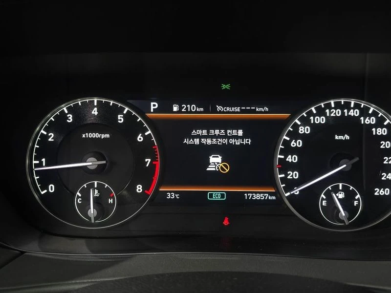 Genesis G90 3.8 Automatic, снимка 11 - Автомобили и джипове - 55606081