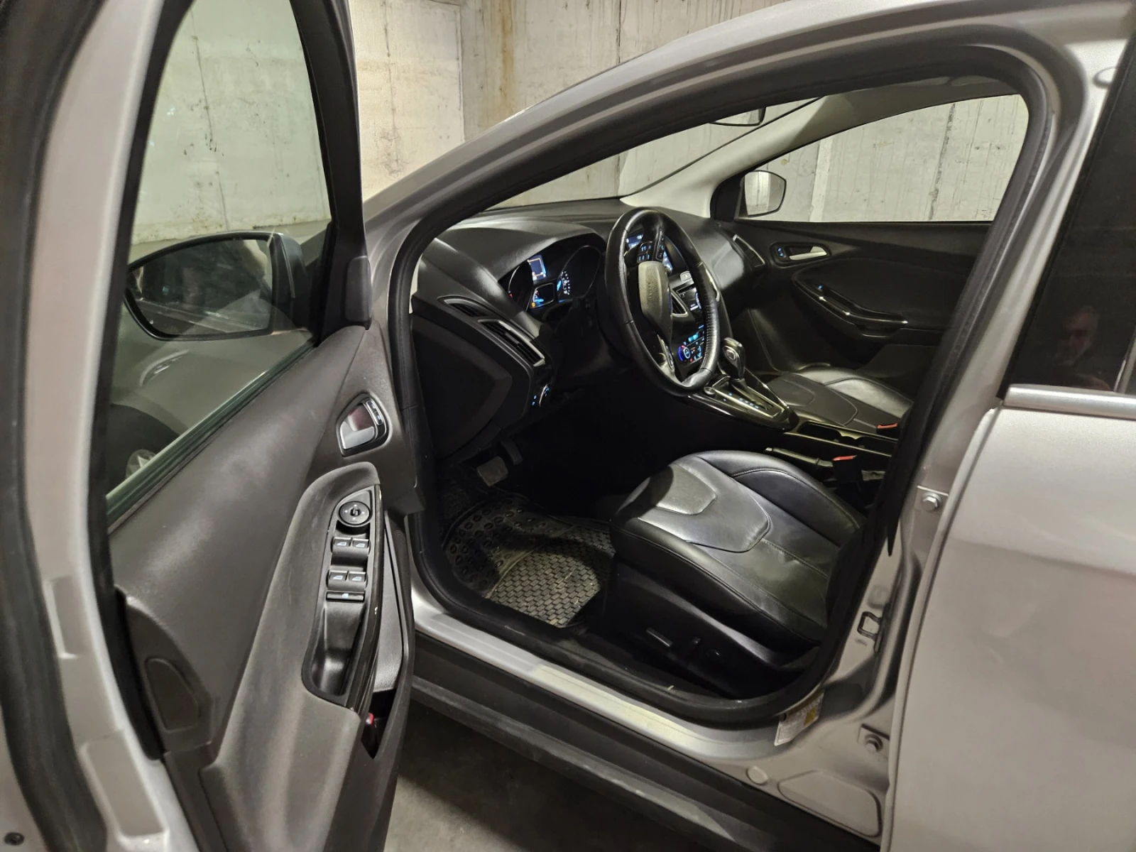 Ford Focus TITANIUM - изображение 5
