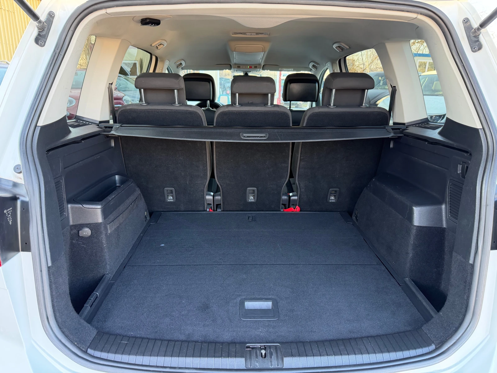 VW Touran 2.0TDI-150 DISTR. CAMERA DSG | Mobile.bg � ����������� 13