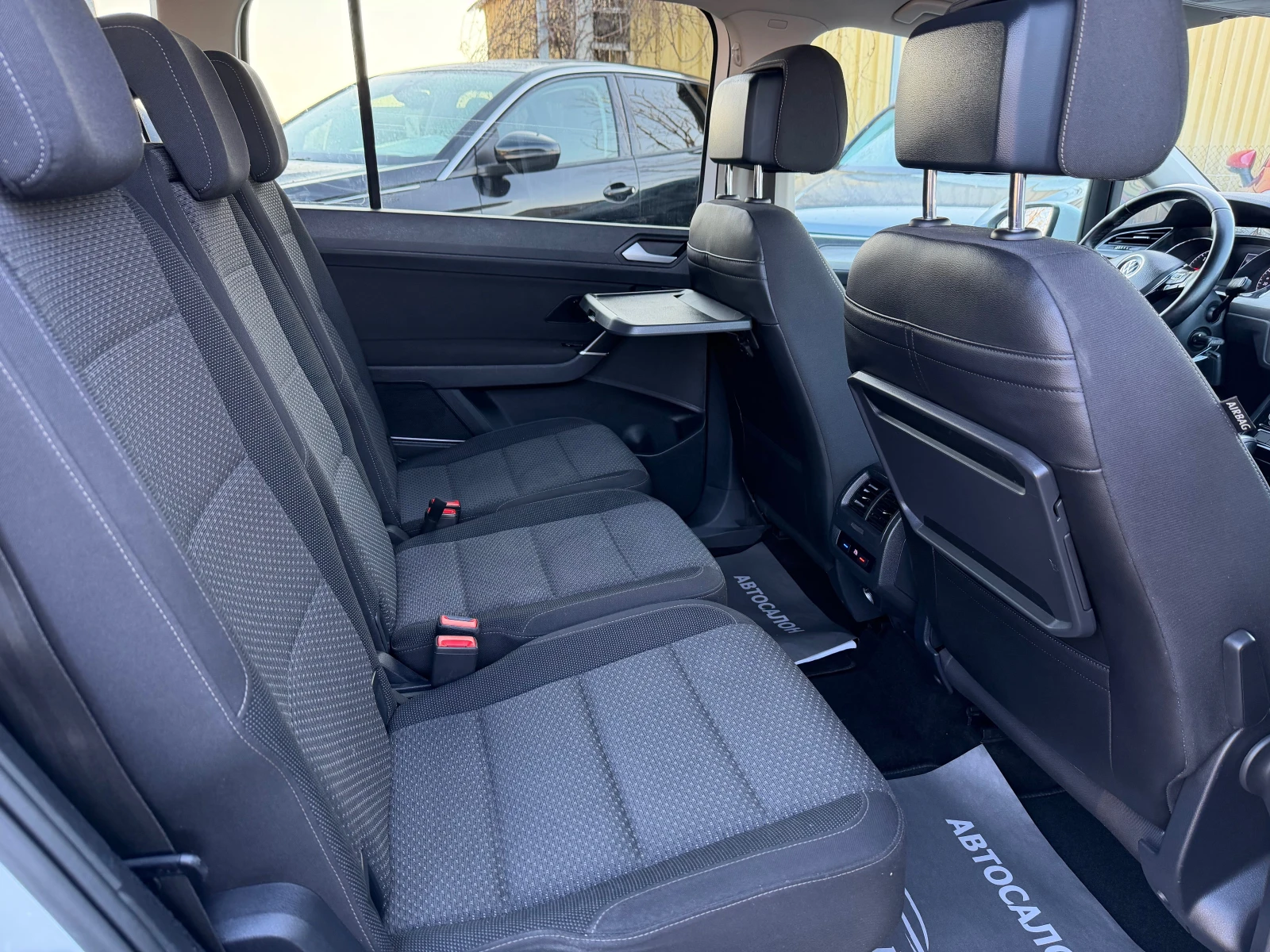 VW Touran 2.0TDI-150 DISTR. CAMERA DSG | Mobile.bg � ����������� 12