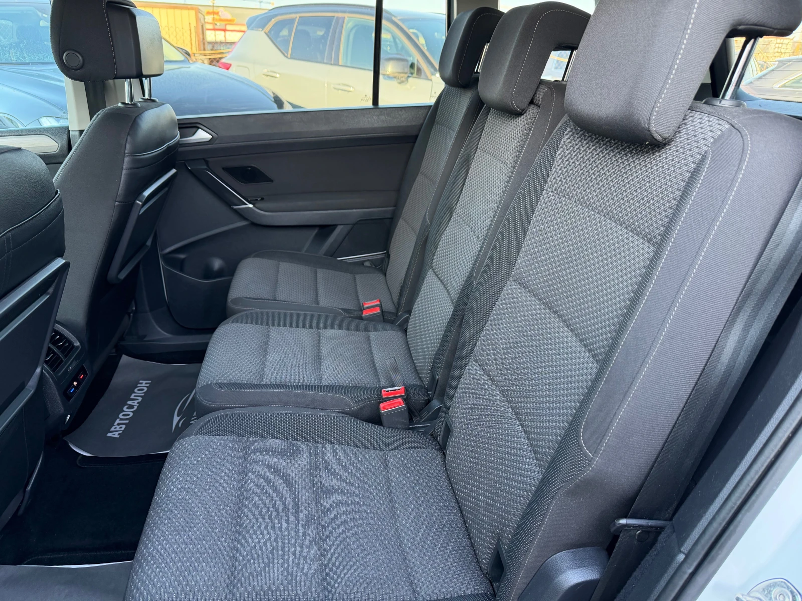 VW Touran 2.0TDI-150 DISTR. CAMERA DSG | Mobile.bg � ����������� 11