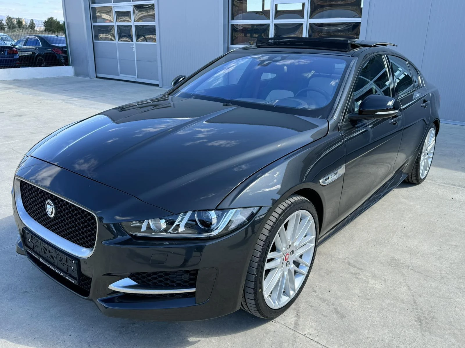 Jaguar XE 3.0* 340ps* 4x4* R-sport* 6��.��* Head Up* ������ | Mobile.bg � ����������� 1