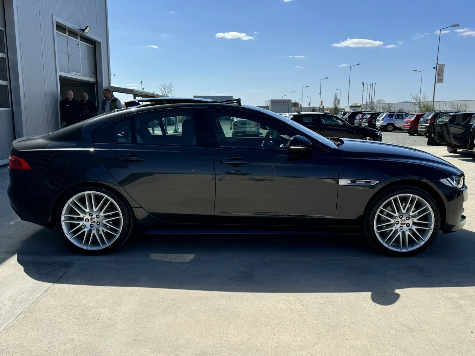 Jaguar XE 3.0* 340ps* 4x4* R-sport* 6хл.км* Head Up* УНИКАТ - изображение 6