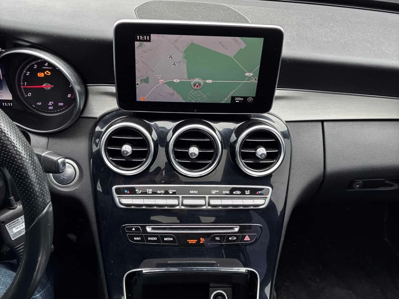 Mercedes-Benz C 300 4MATIC * ПОДГРЕВИ* 360 КАМЕРА* ПАНОРАМА*  - изображение 9