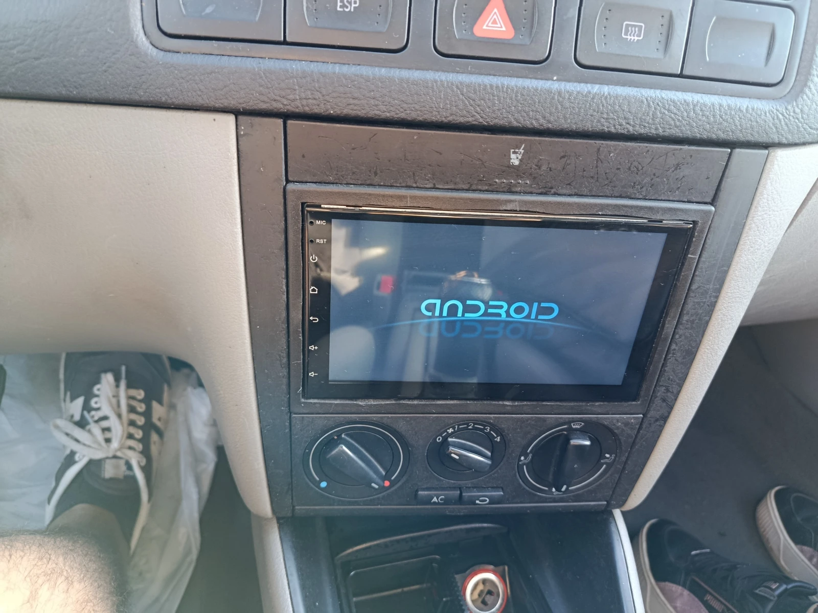 VW Golf, снимка 10 - Автомобили и джипове - 53774925