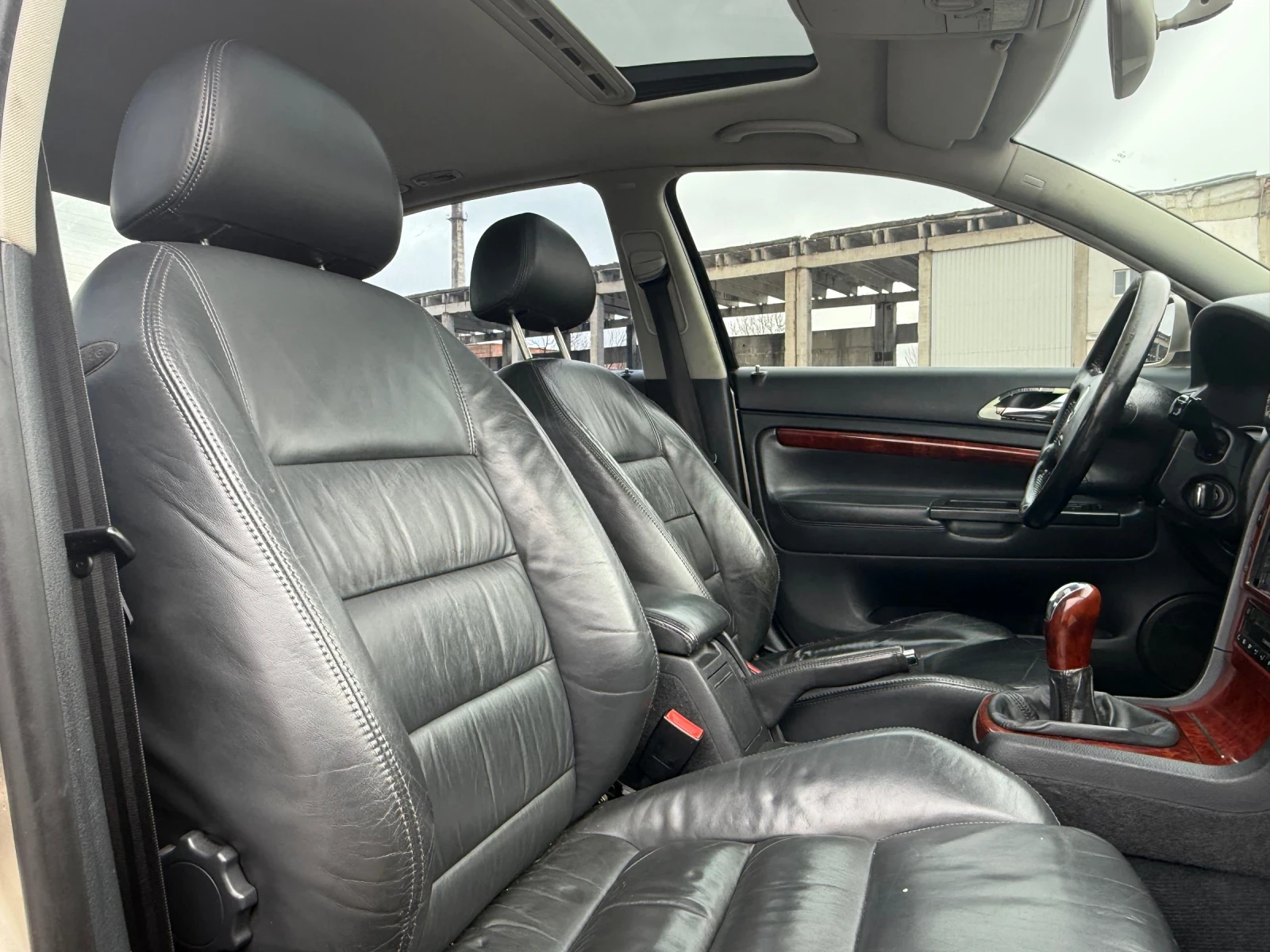 Skoda Superb 1.9, снимка 10 - Автомобили и джипове - 53880707