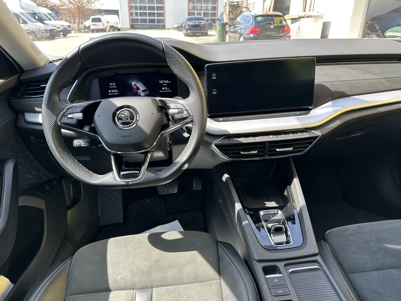 Skoda Octavia Hybrid, снимка 9 - Автомобили и джипове - 54169233