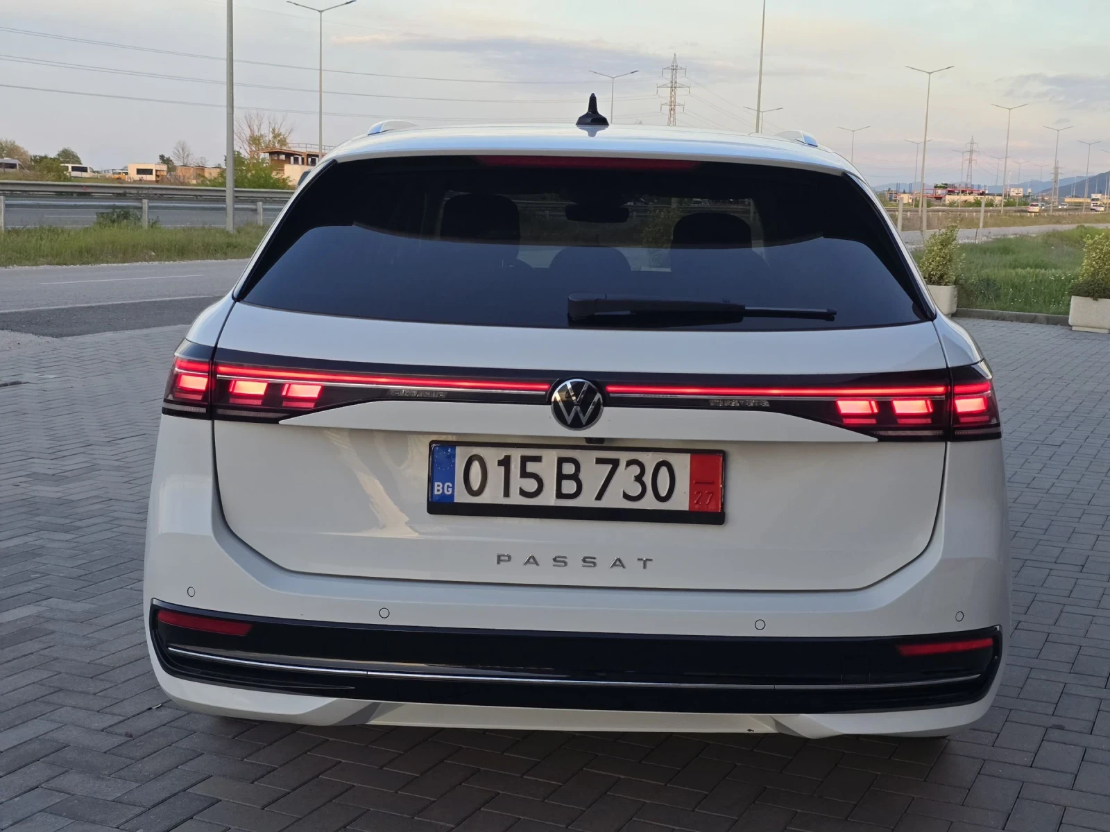 VW Passat 2.0TDi/ELEGANCE/FULL/ ����������� | Mobile.bg � ����������� 7