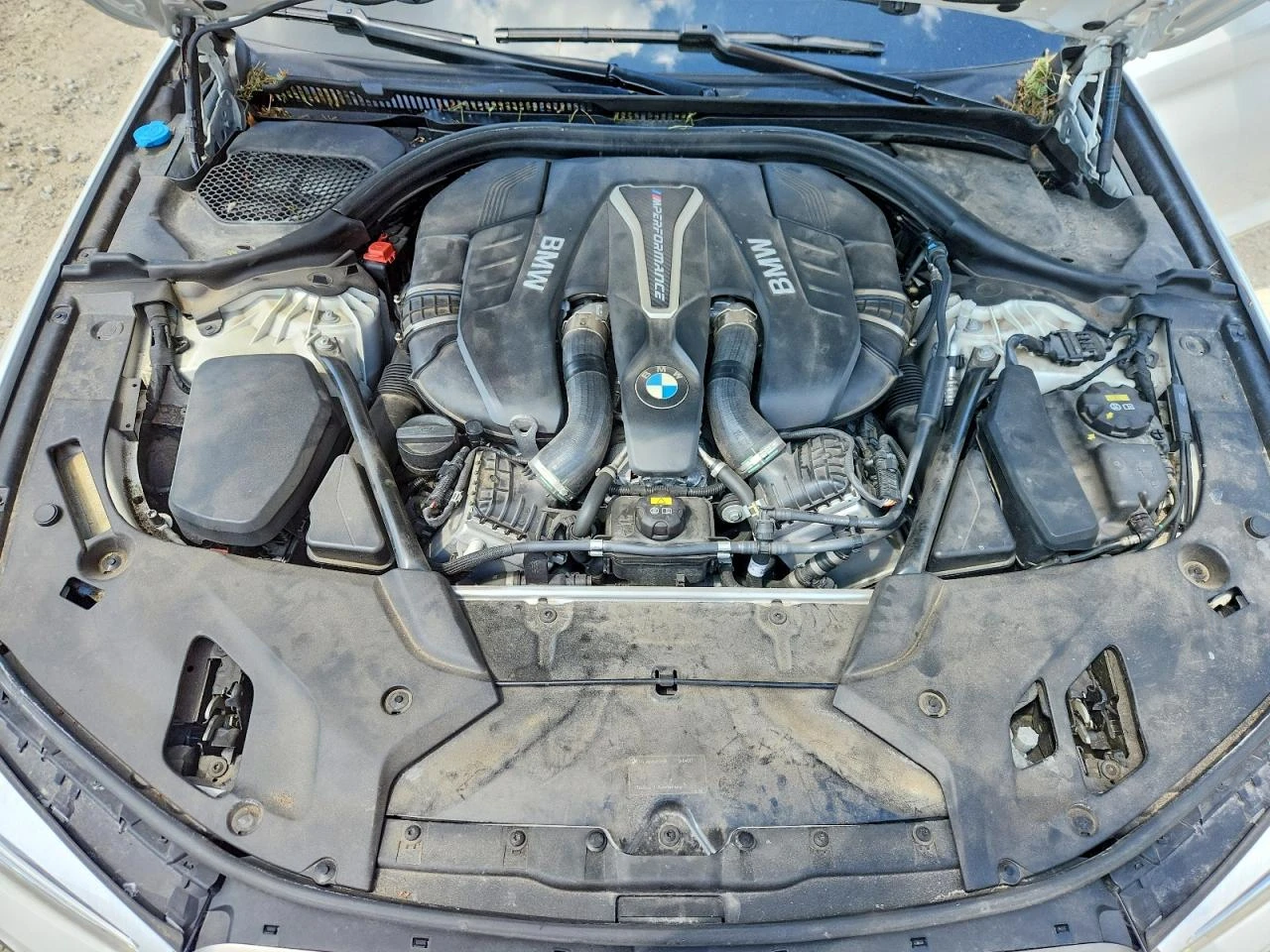 BMW M5 4.4l 50Xi, снимка 11 - Автомобили и джипове - 54416072