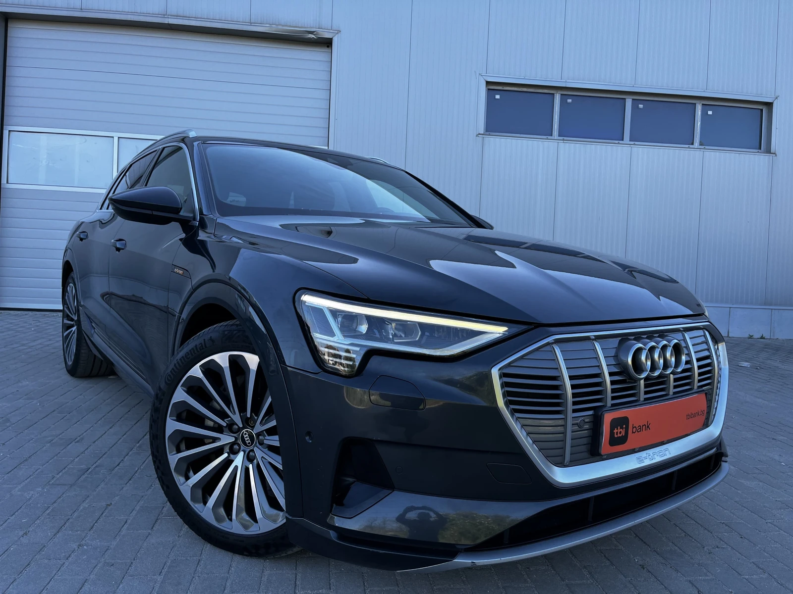 Audi E-Tron  55 Quatro Bussines Plus 95KW/h 408 �.�. | Mobile.bg � ����������� 2
