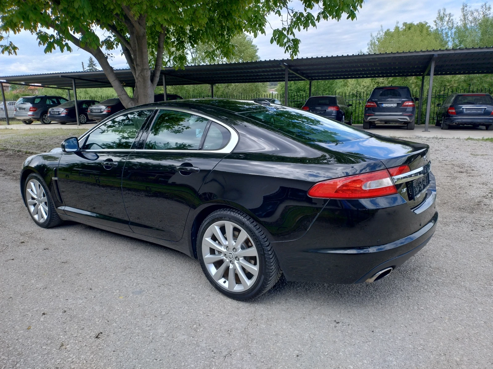 Jaguar Xf 3.0 D V6 LUXURY FULL KEY LESS, снимка 6 - Автомобили и джипове - 54660384