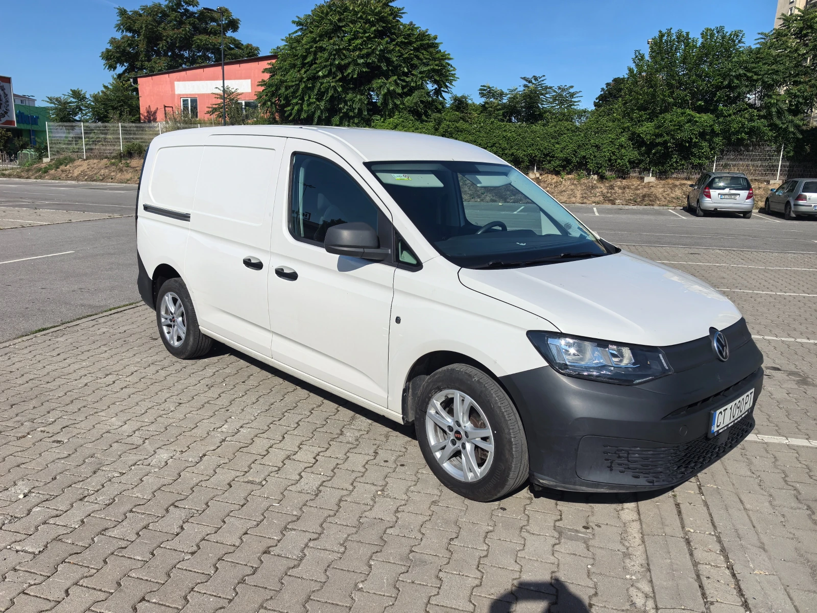 VW Caddy 2.0 TDI, снимка 5 - Автомобили и джипове - 54857272