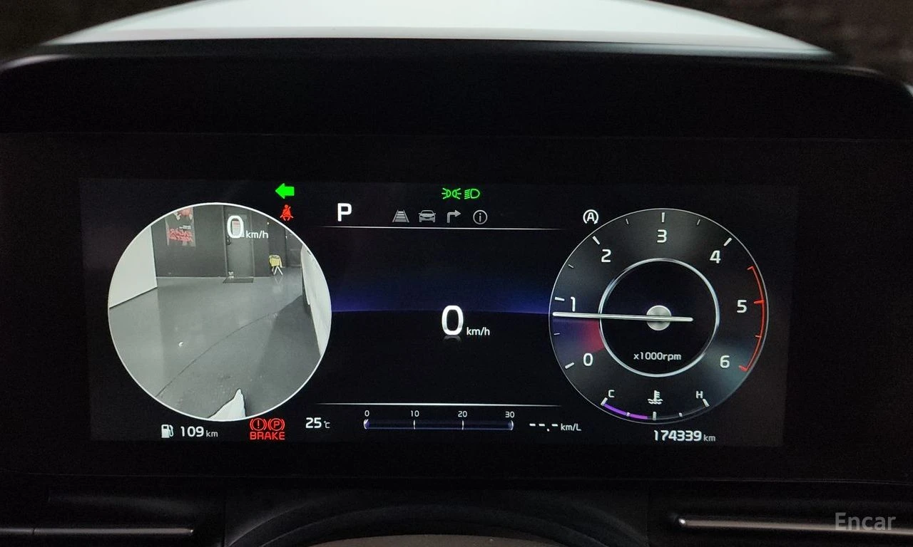 Kia Carnival 2.2D Noblesse* DISTRONIC* 360 CAM* ПОДГРЕВ* ОБДУХ*, снимка 9 - Автомобили и джипове - 54871011
