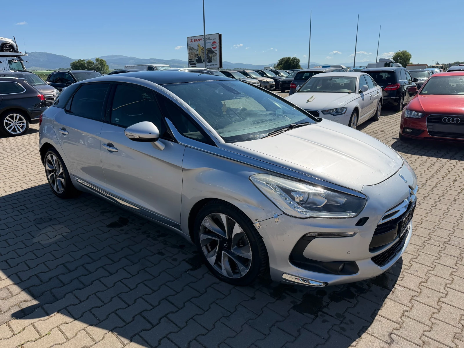 Citroen DS5 2.0HDI AVTOMAT/KOJA/NAVI EURO 5, снимка 4 - Автомобили и джипове - 54913343