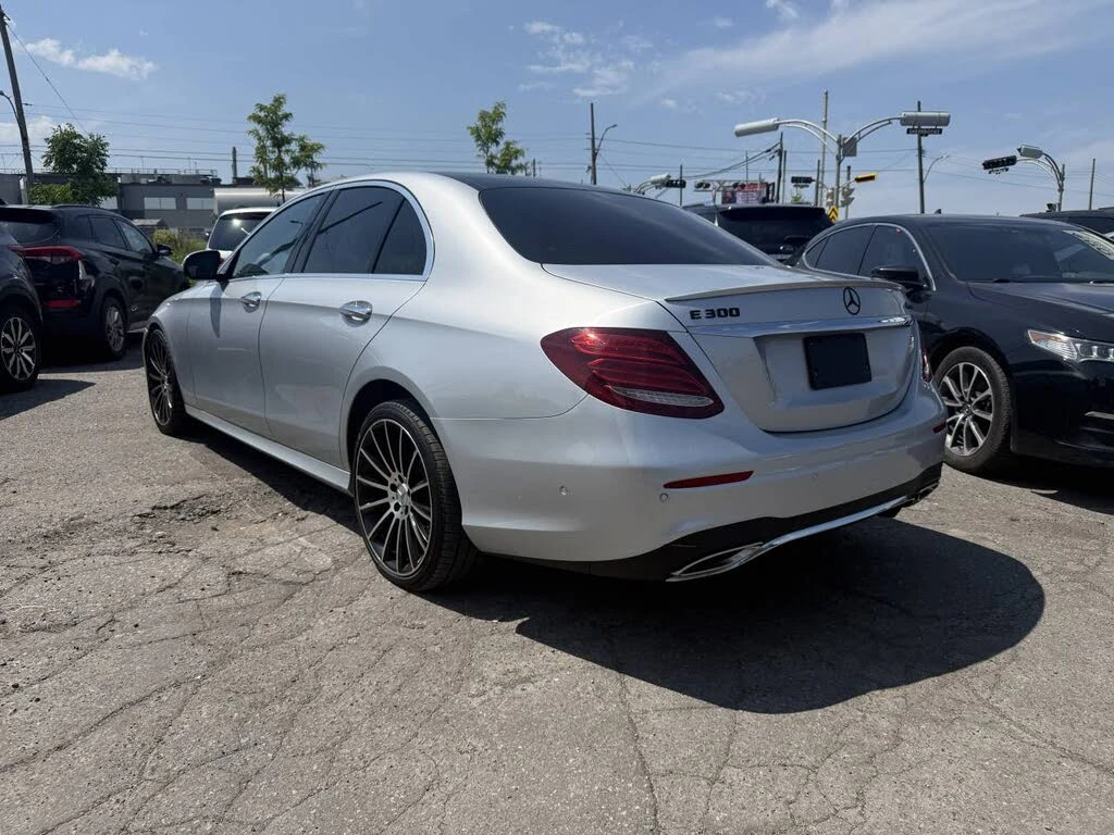 Mercedes-Benz E 300 4MATIC AMG LINE HEAD UP 360CAM PANORAMA, снимка 3 - Автомобили и джипове - 55262739