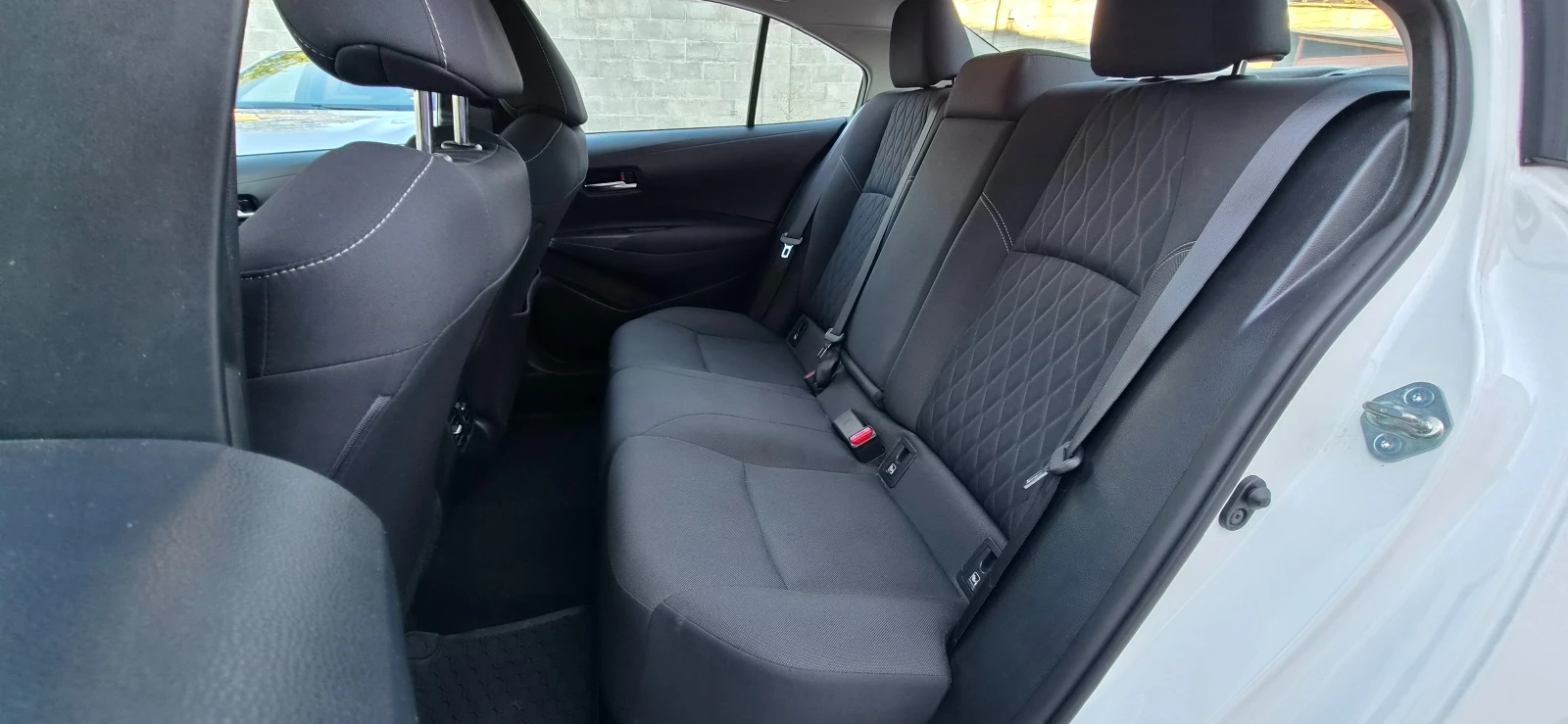 Toyota Corolla ГАРАНЦИЯ  64324km.  1.5 (125 Hp), снимка 9 - Автомобили и джипове - 55496779