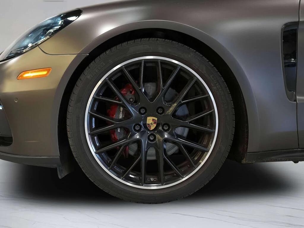 Porsche Panamera 4* BOSE* CHRONO* ОБДУХ* ПАНО* КАМЕРА* КРАЙНА ЦЕНА, снимка 7 - Автомобили и джипове - 55617129