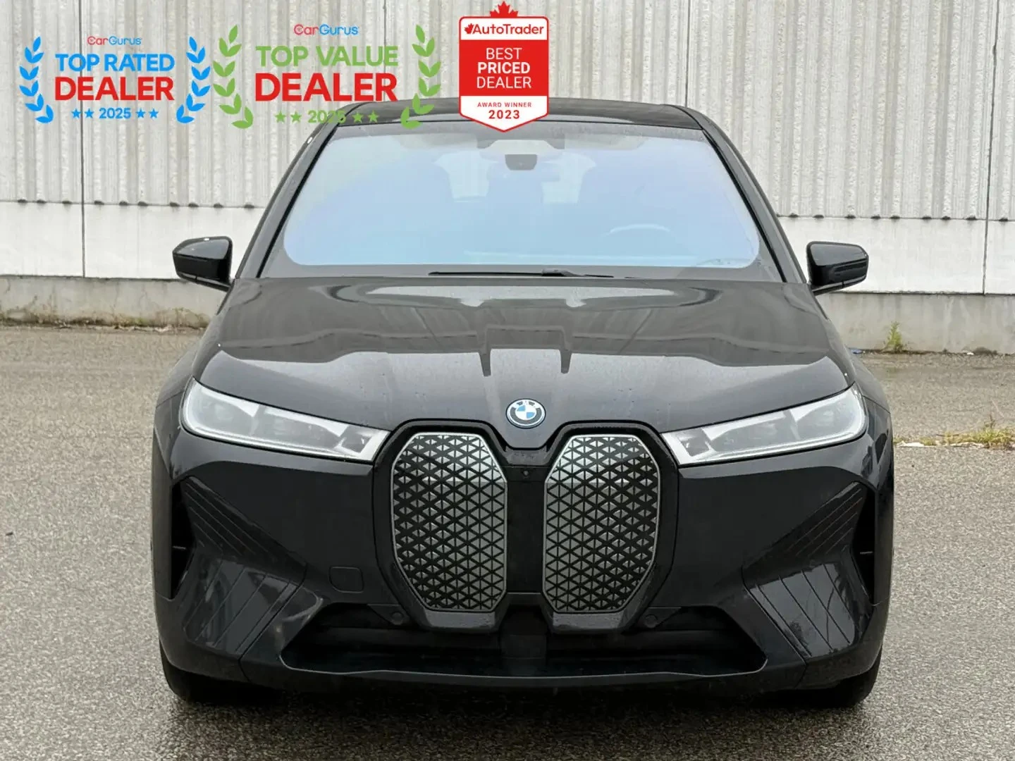 BMW iX xDrive50* ДИСТАНЦИОНЕН ПАРКИНГ* МАСАЖИ, снимка 4 - Автомобили и джипове - 55955291