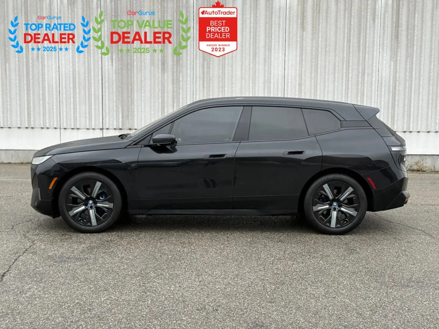 BMW iX xDrive50* ДИСТАНЦИОНЕН ПАРКИНГ* МАСАЖИ, снимка 12 - Автомобили и джипове - 55955291