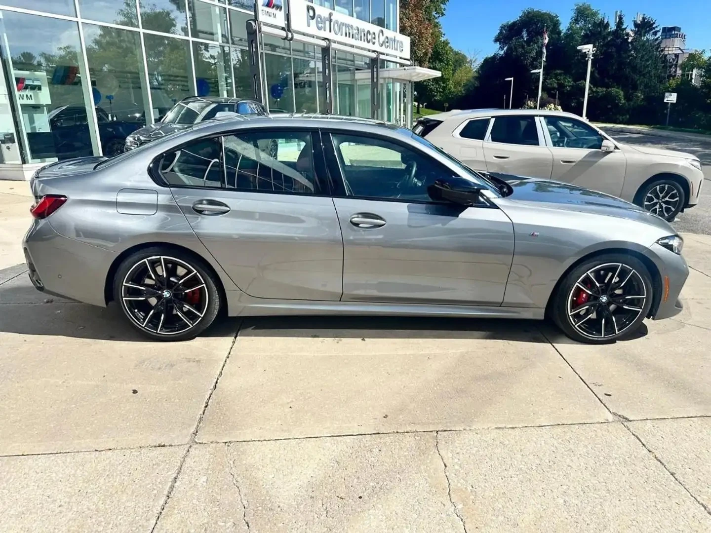 BMW 340 M xDrive Premium pkg Цена до България & АвтоКредит, снимка 3 - Автомобили и джипове - 56145721