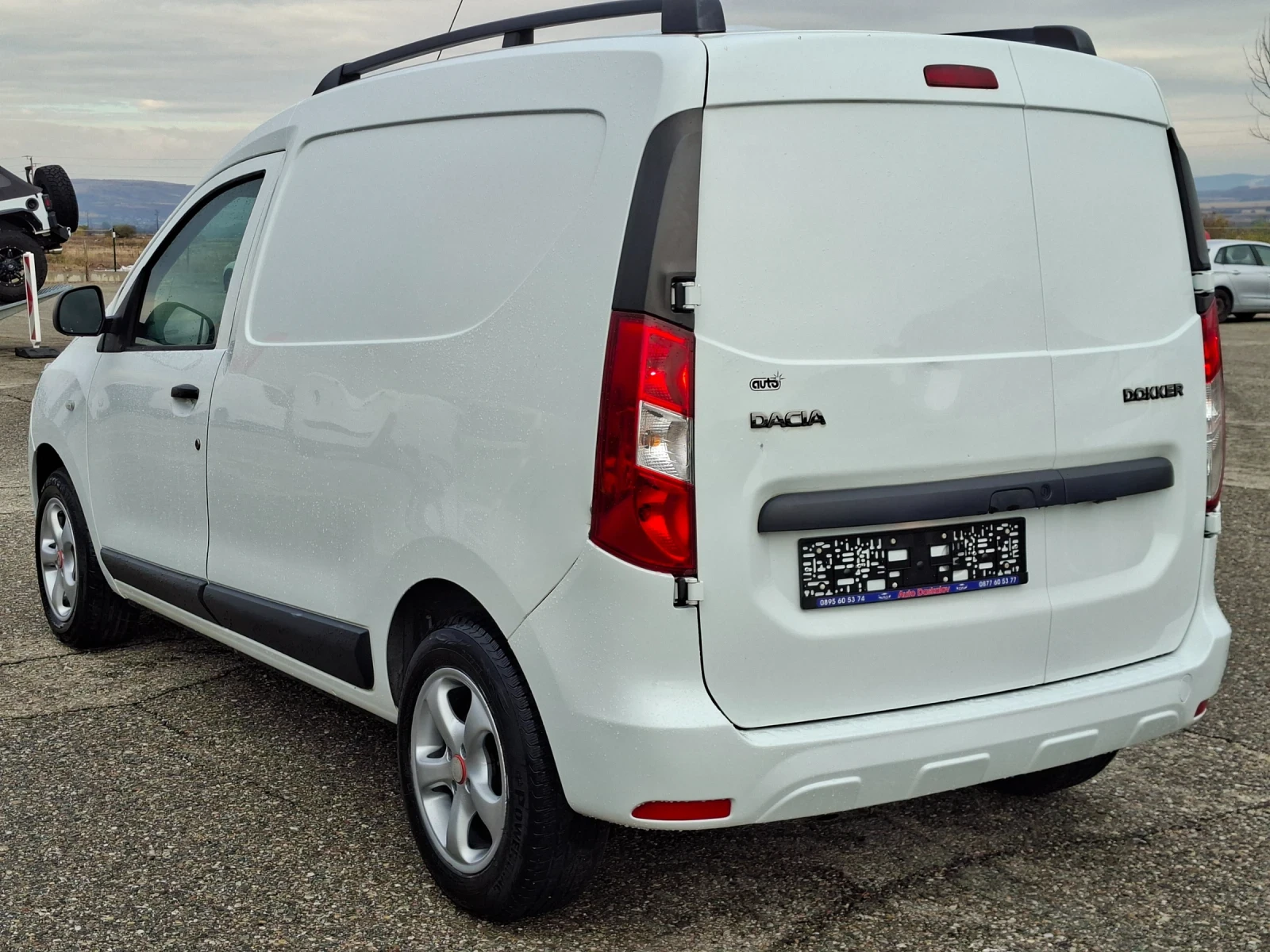 Dacia Dokker 1, 5 dci, снимка 7 - Автомобили и джипове - 56474454