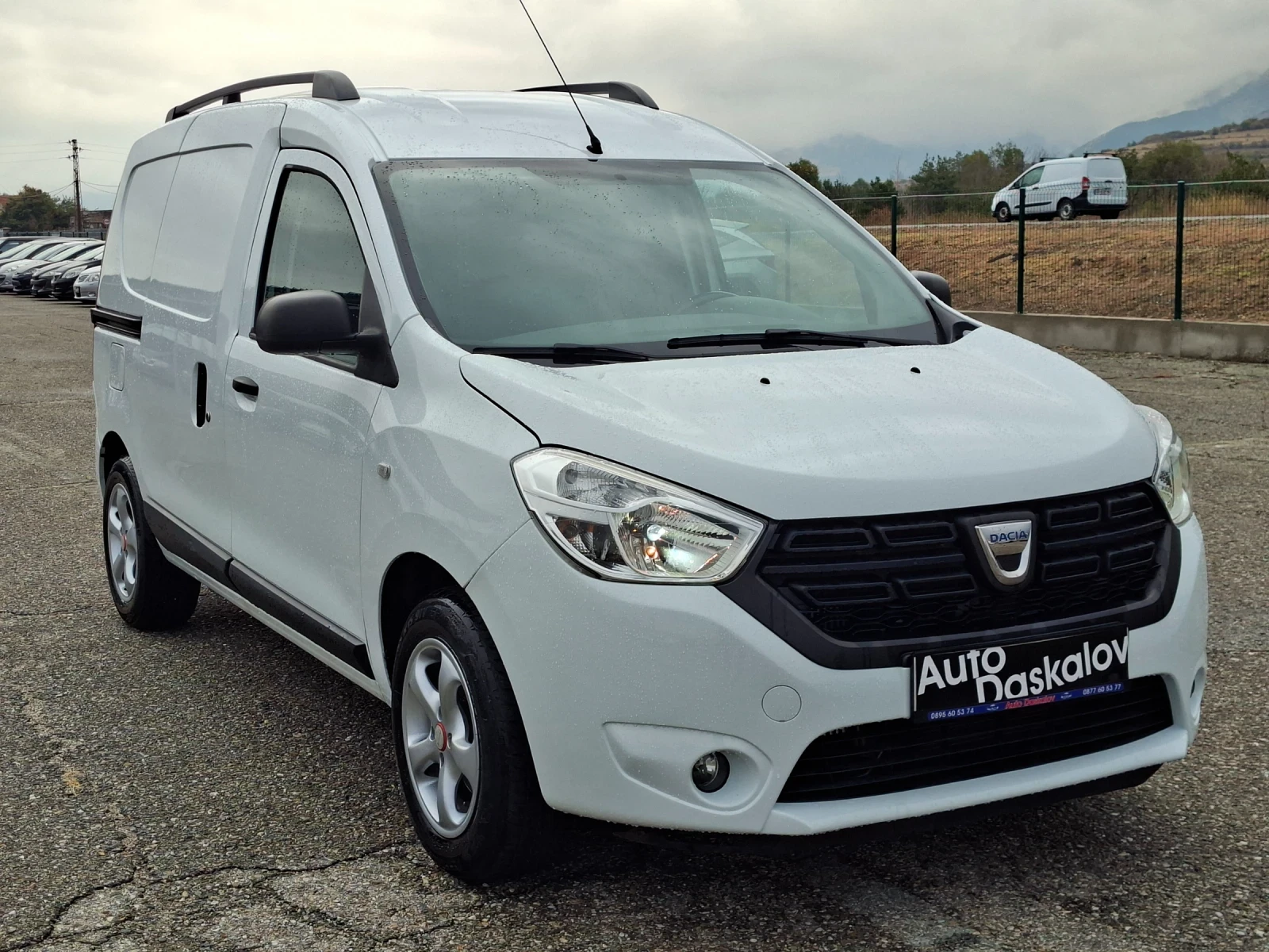 Dacia Dokker 1, 5 dci, снимка 3 - Автомобили и джипове - 56474454