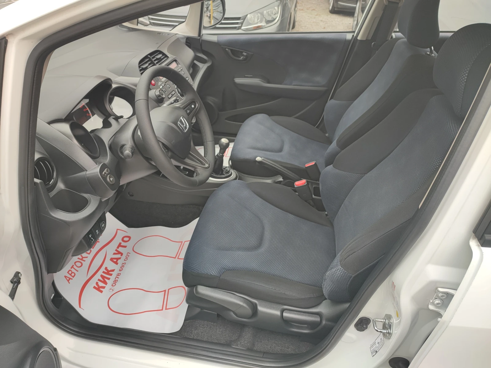 Honda Jazz 1.2-90ks-LPG, снимка 8 - Автомобили и джипове - 56705909