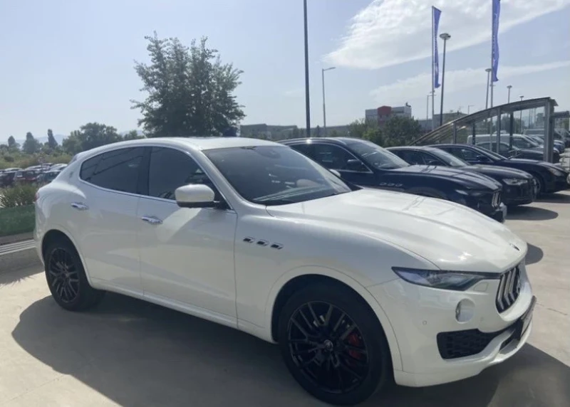 Maserati Levante 3.0 S Q4 * ГАРАНЦИЯ* , снимка 3 - Автомобили и джипове - 52417396