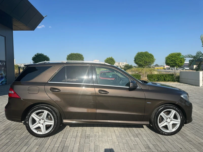Mercedes-Benz ML 350 Mercedes ML350 4 MATIC , снимка 2 - Автомобили и джипове - 52412913